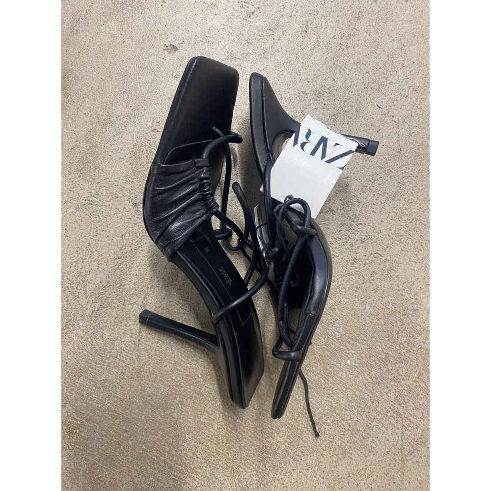 Zara Strappy Heeled Sandals Womens 39 US 8 Black Leather Square Toe Stiletto New - Picture 2 of 8